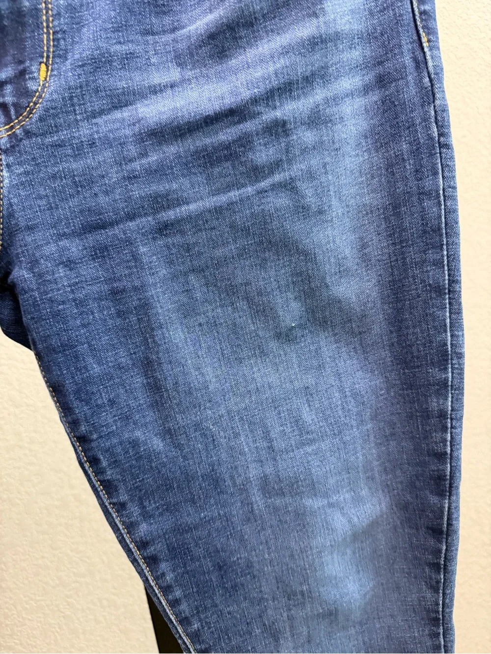 Levis size 32