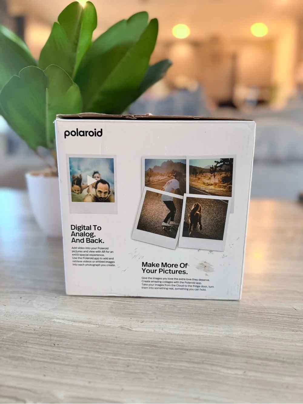 Polaroid compact instant