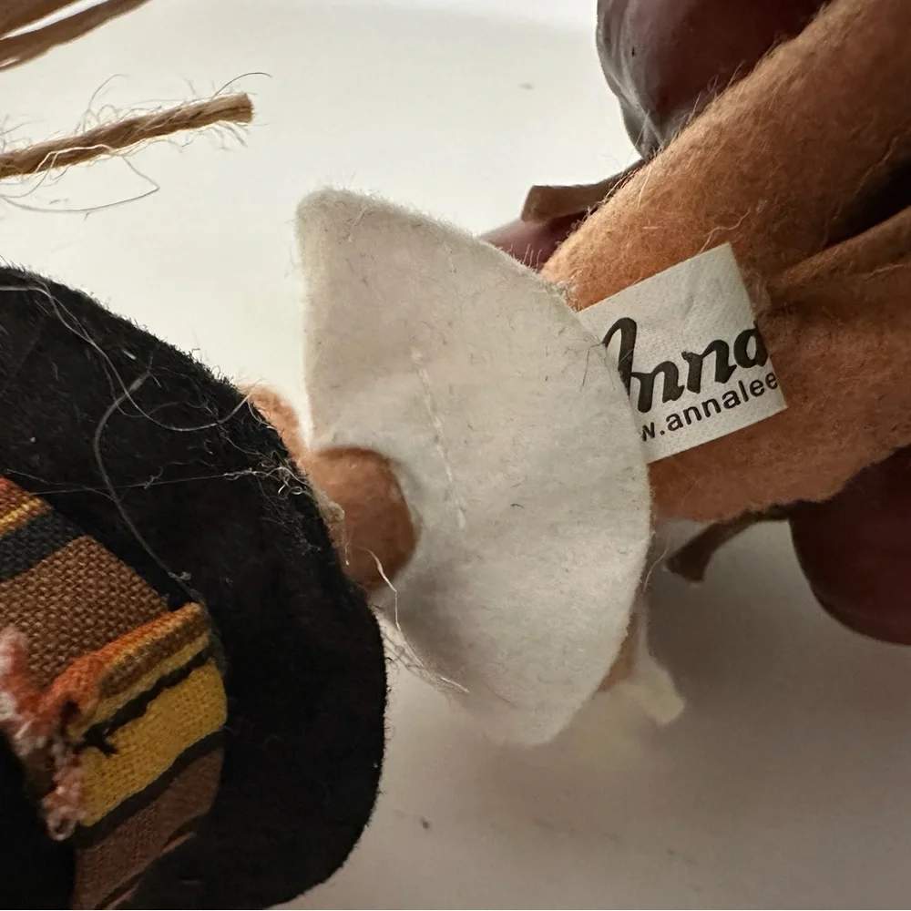 Annalee pilgrim mouse