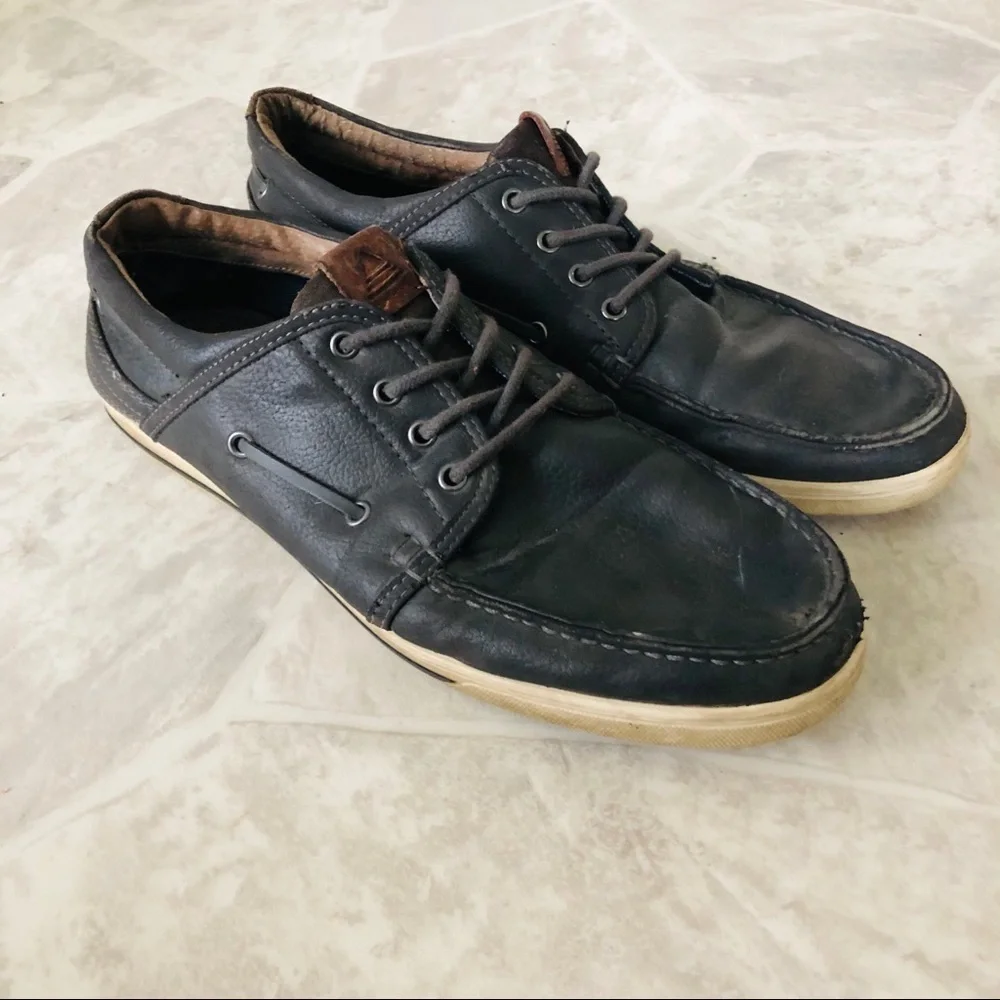 ALDO grey leather men’s lace up men’s boat shoes Size 10