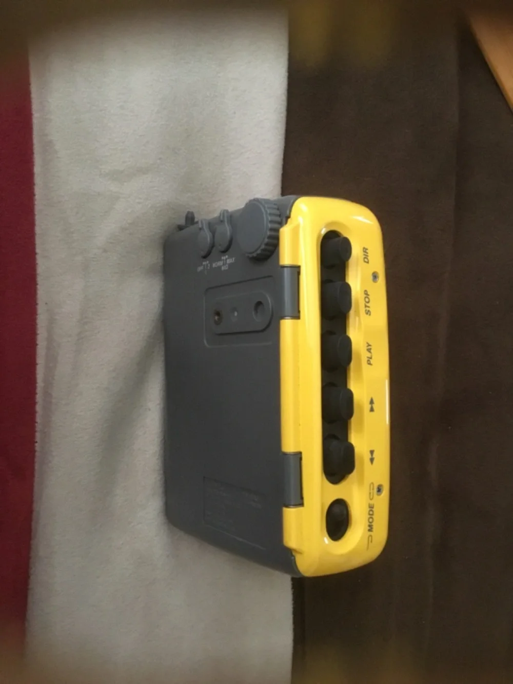 Sony Sports Walkman WM-SX34 Portable Cassette Player Yellow Auto Reverse-WORKING