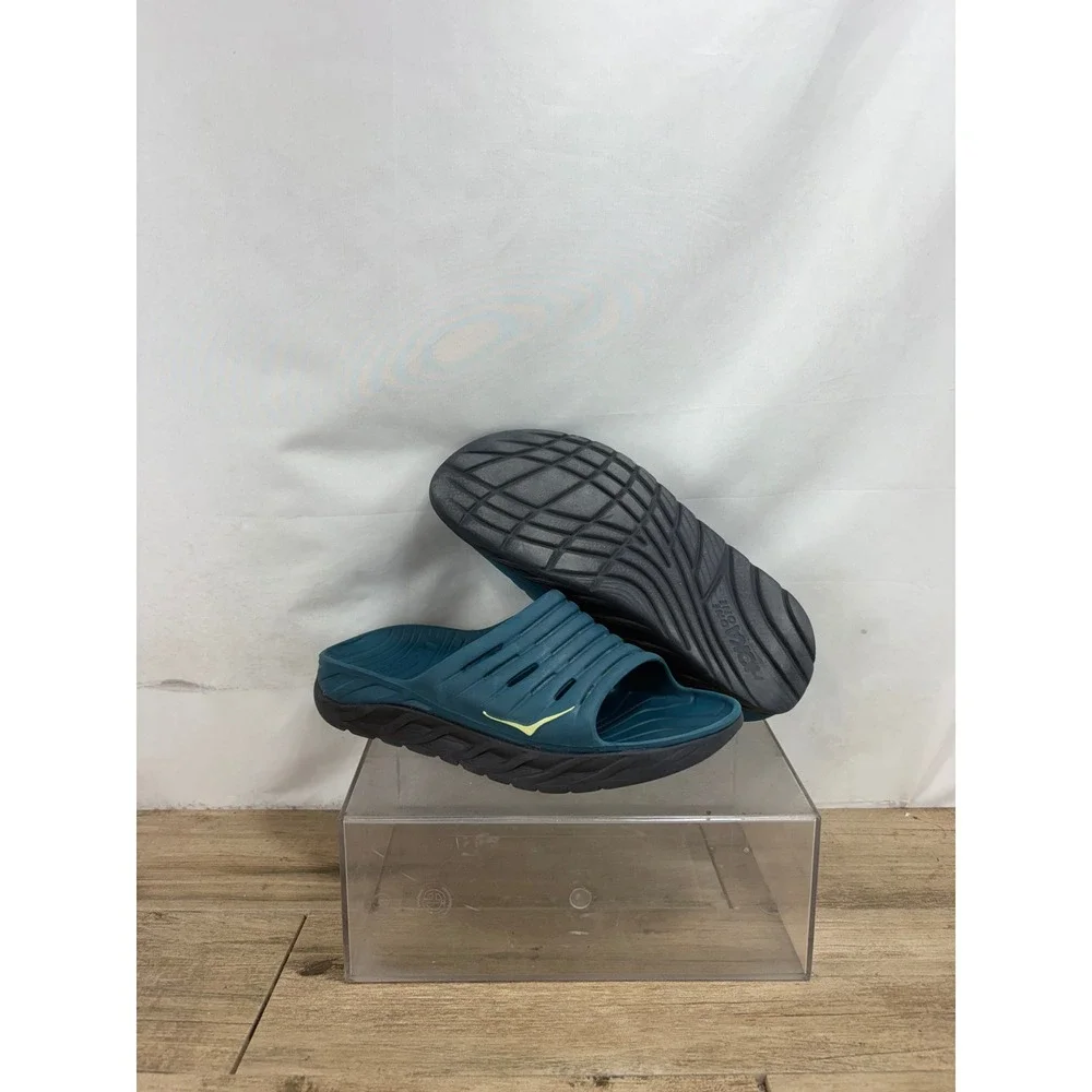 Hoka One One hoka one