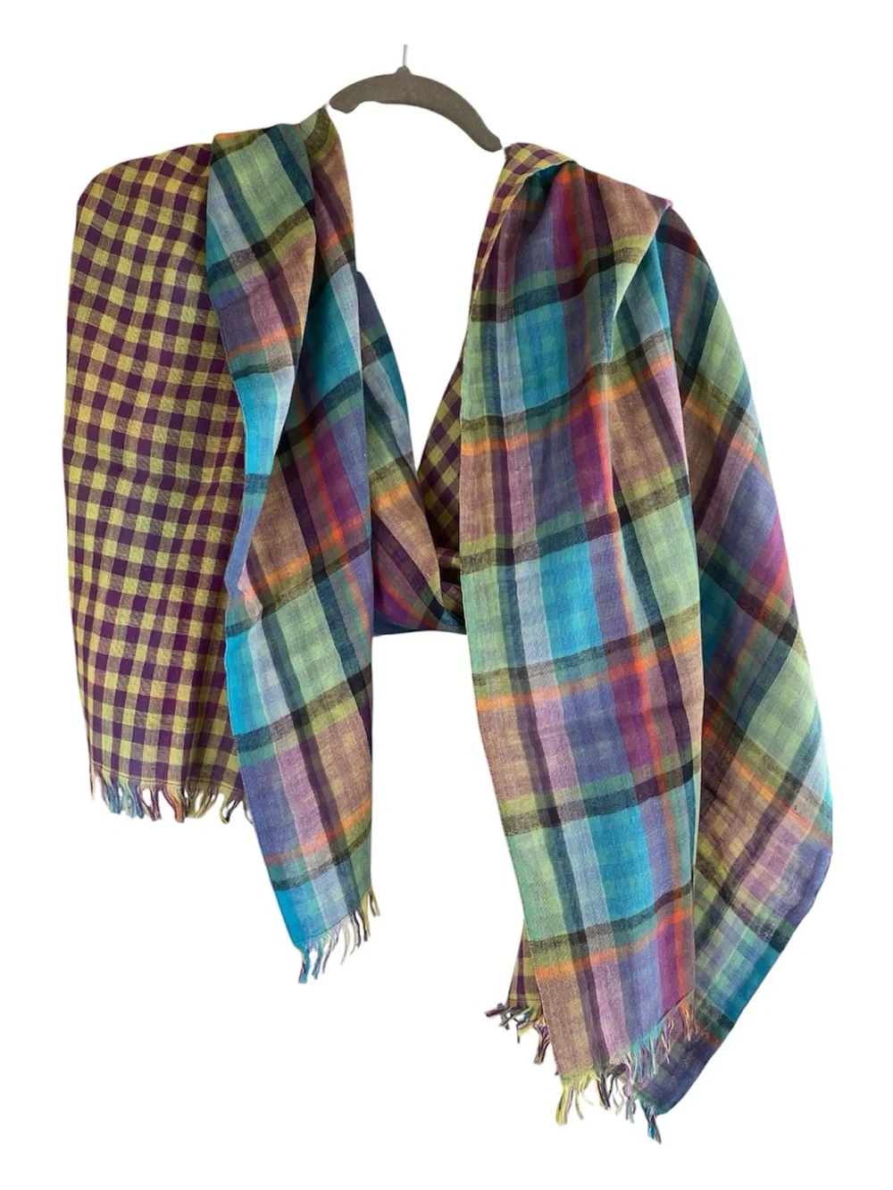 Nordstrom checkered are features