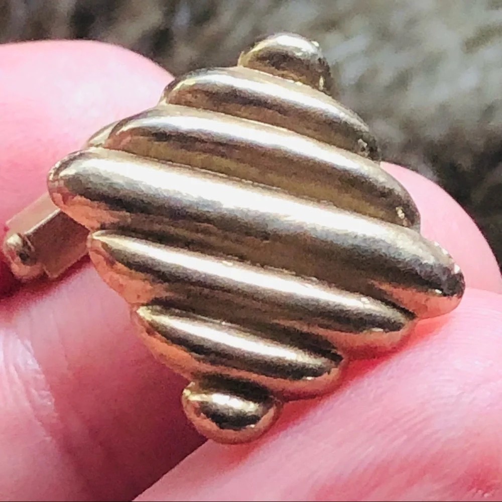 Vintage men’s gold