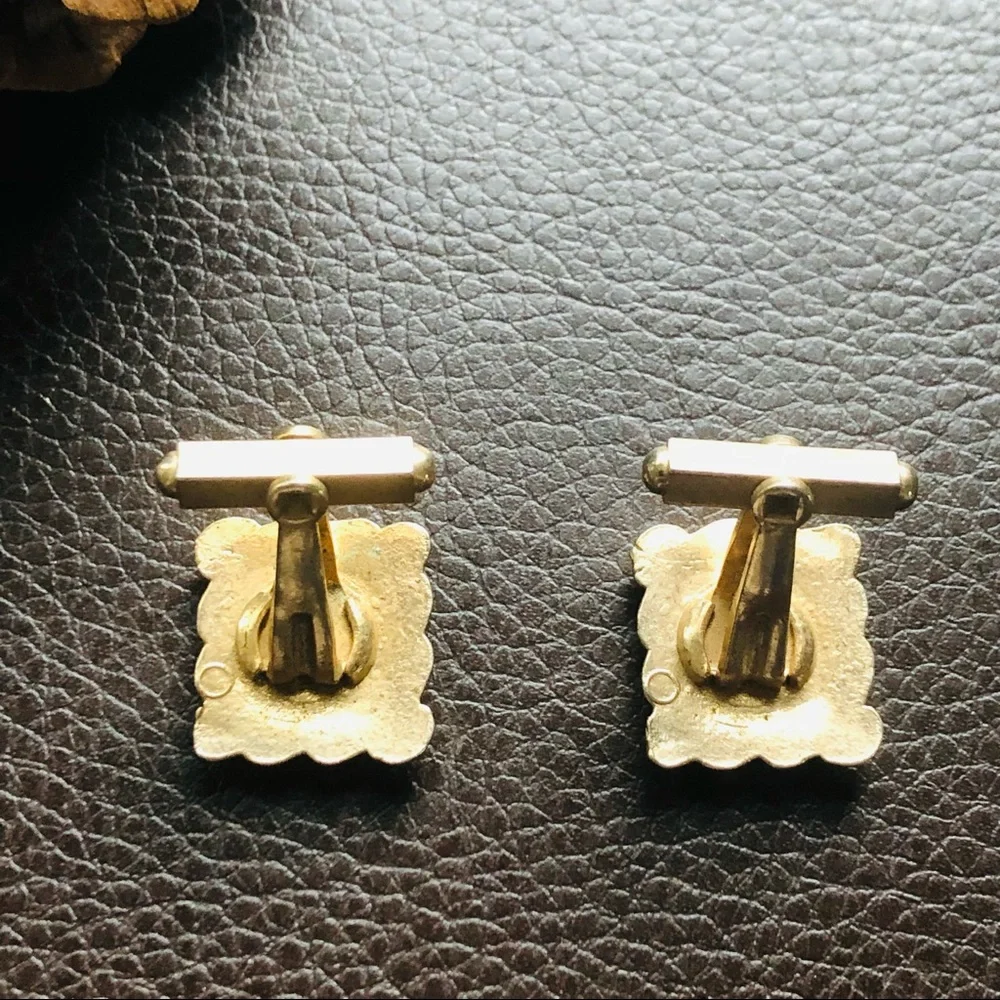 Vintage men’s gold