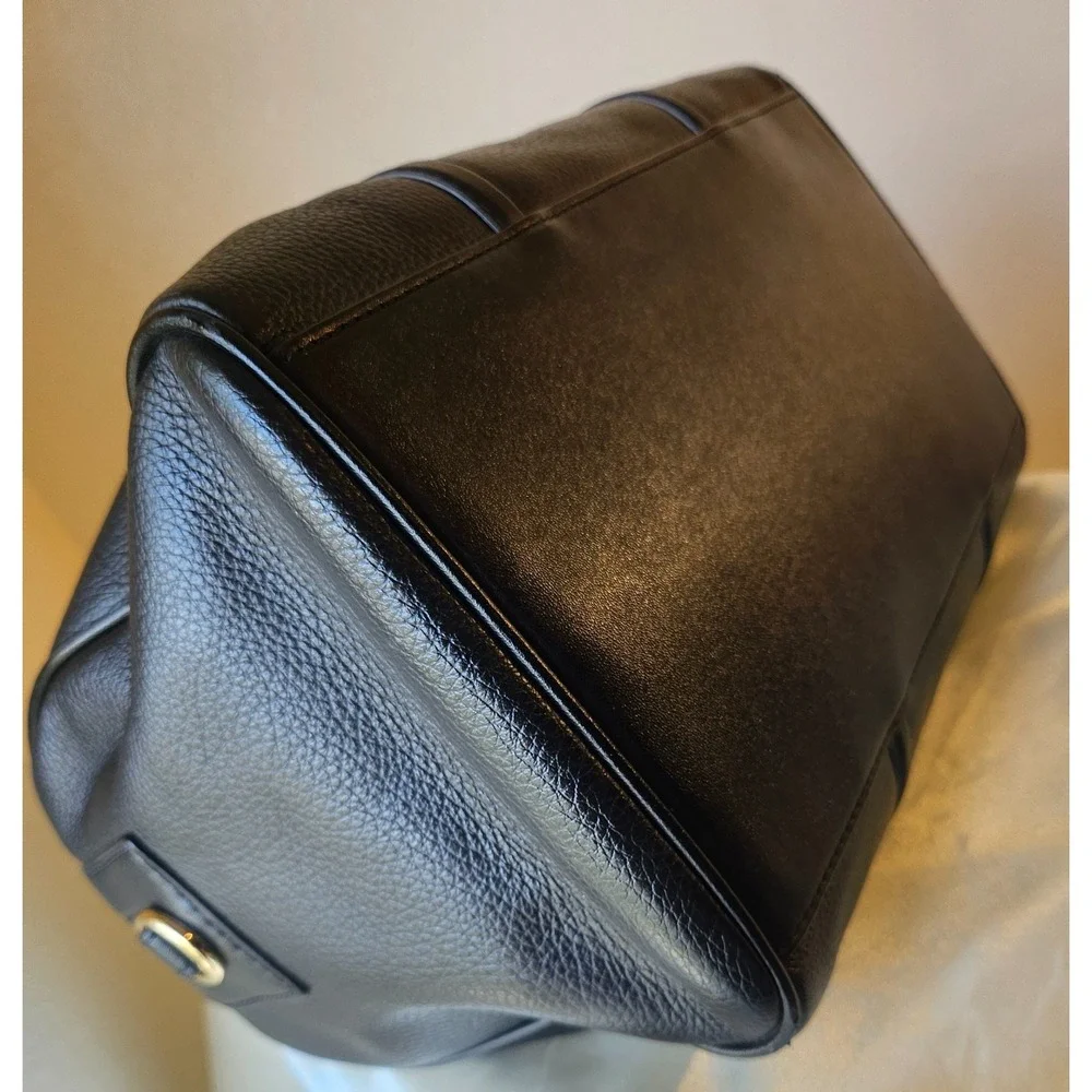 Michael Kors Medium Bedford Black/Gold Pebbled Leather Duffle Satchel Crossbody