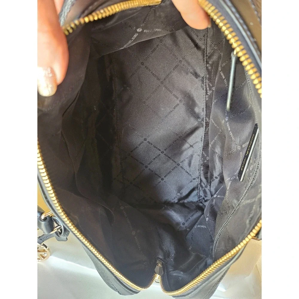 Michael Kors Medium Bedford Black/Gold Pebbled Leather Duffle Satchel Crossbody