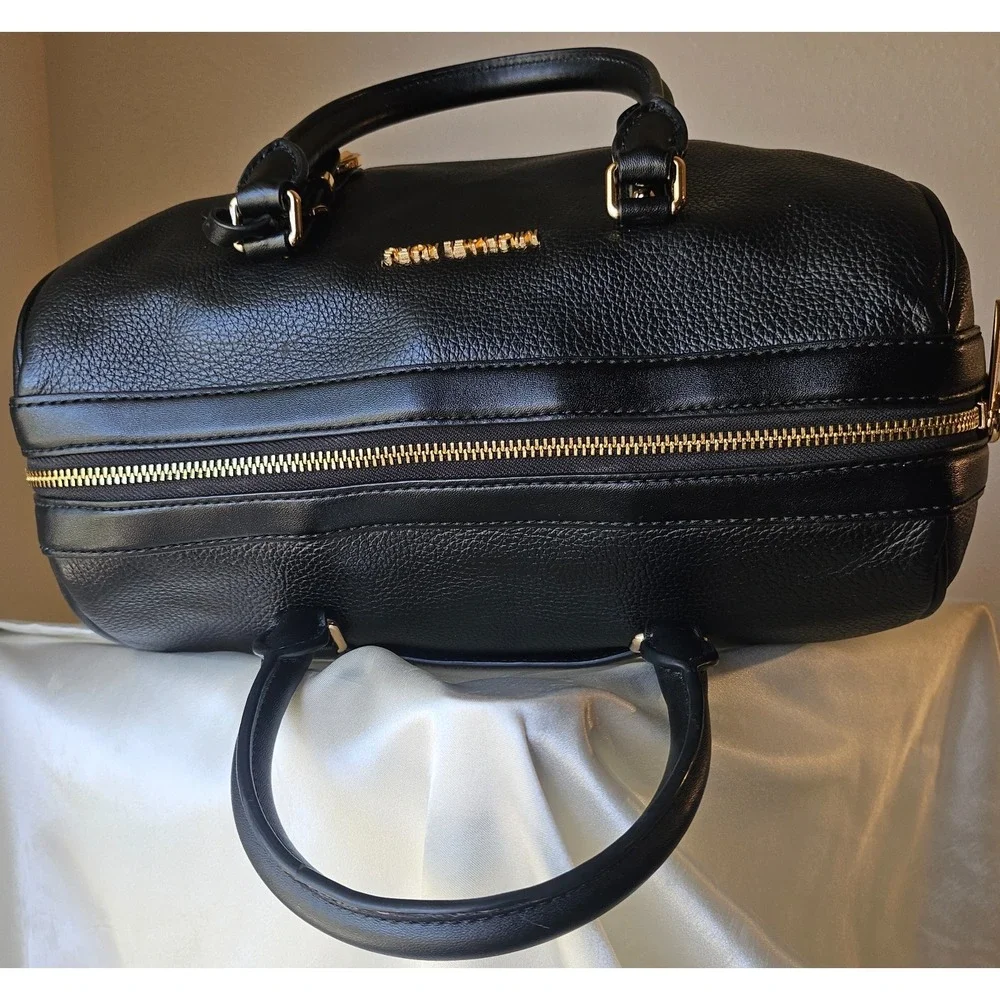 Michael Kors Medium Bedford Black/Gold Pebbled Leather Duffle Satchel Crossbody