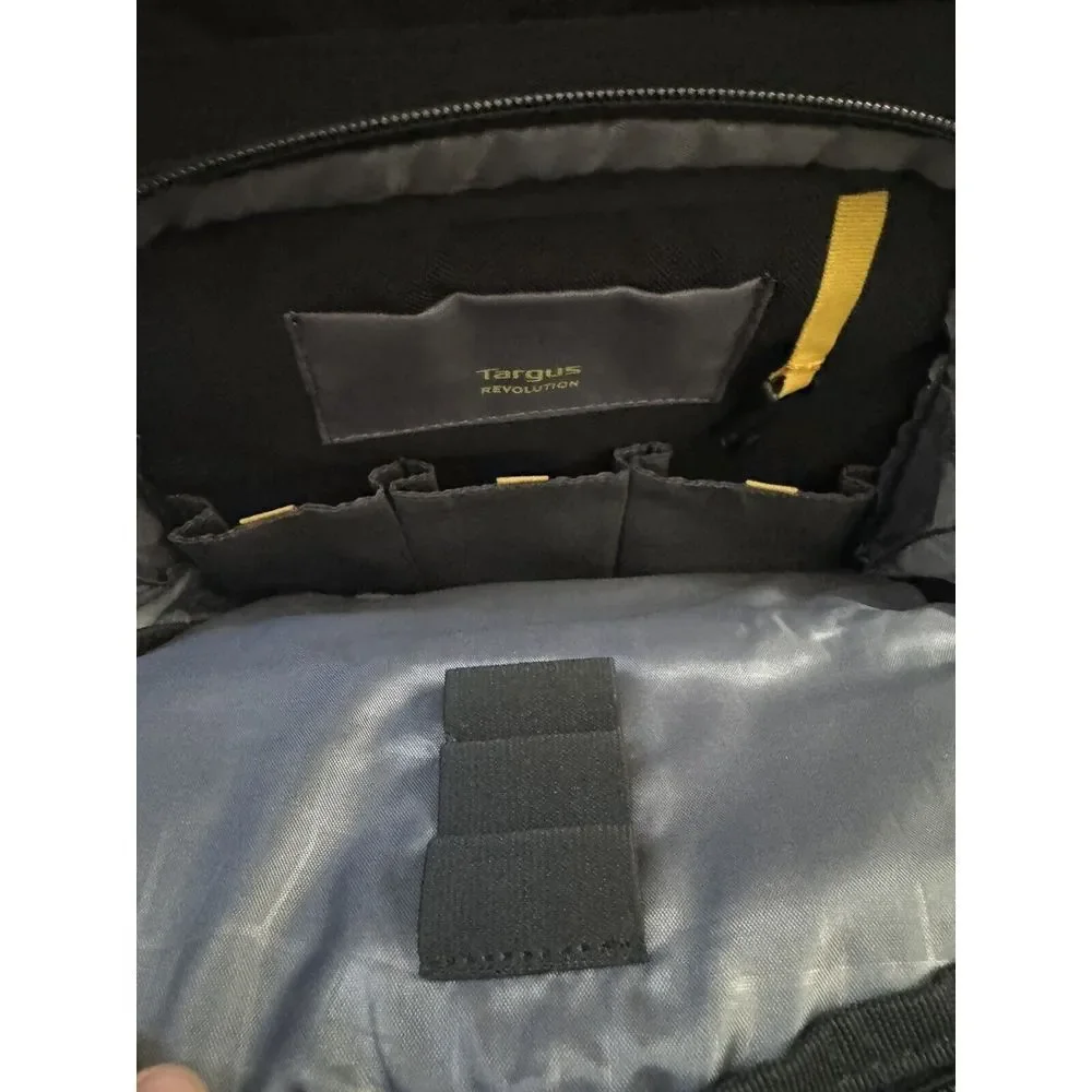 Targus gently used