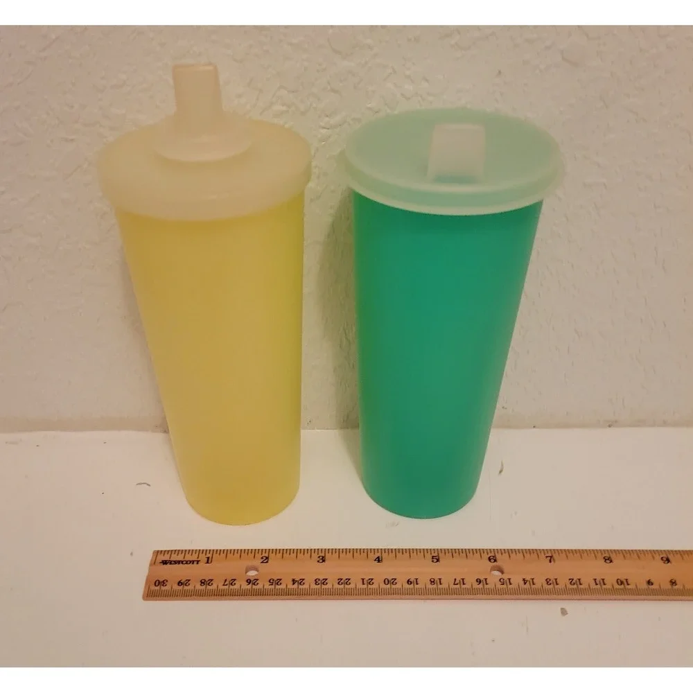 Vintage Tupperware 16 oz‎ Tumblers - 1 Turquoise/1 Yellow Lot Of 2