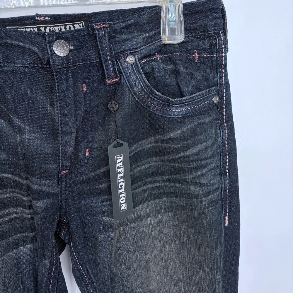 Affliction tag size