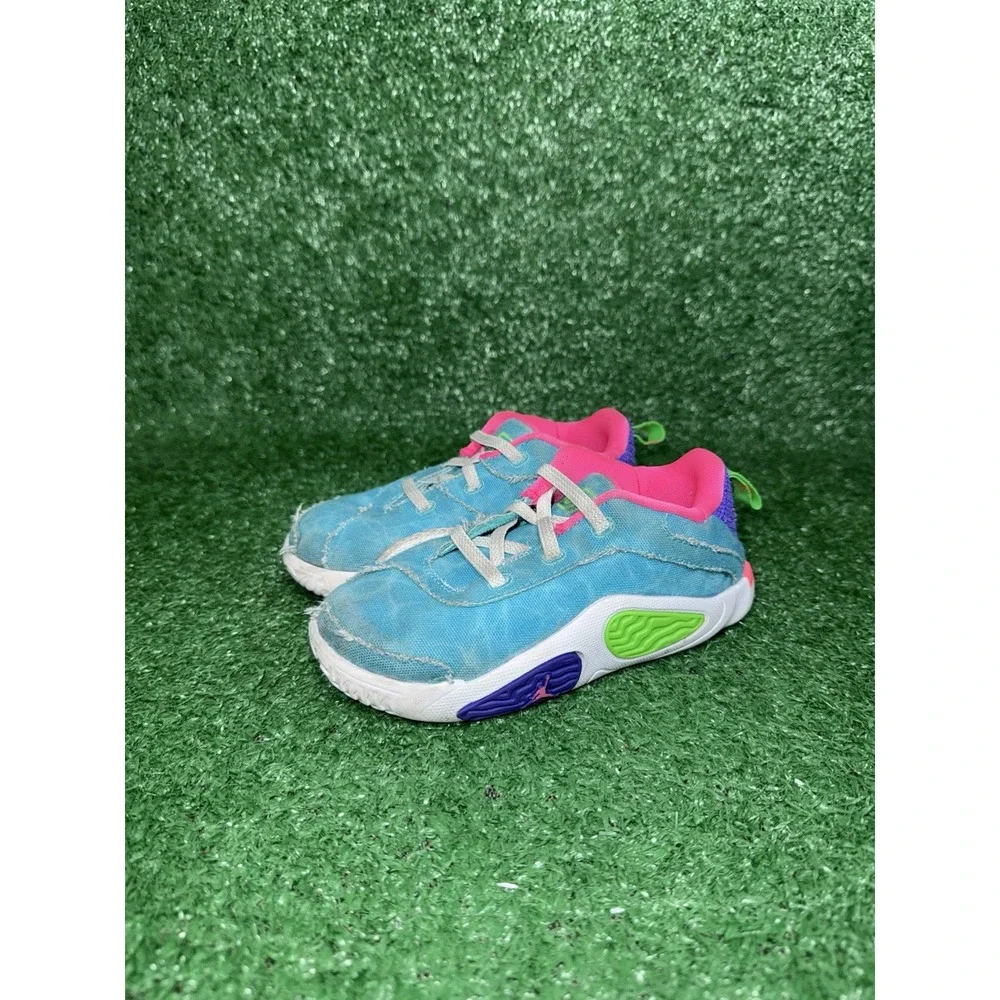 Jordan pretty day shoes