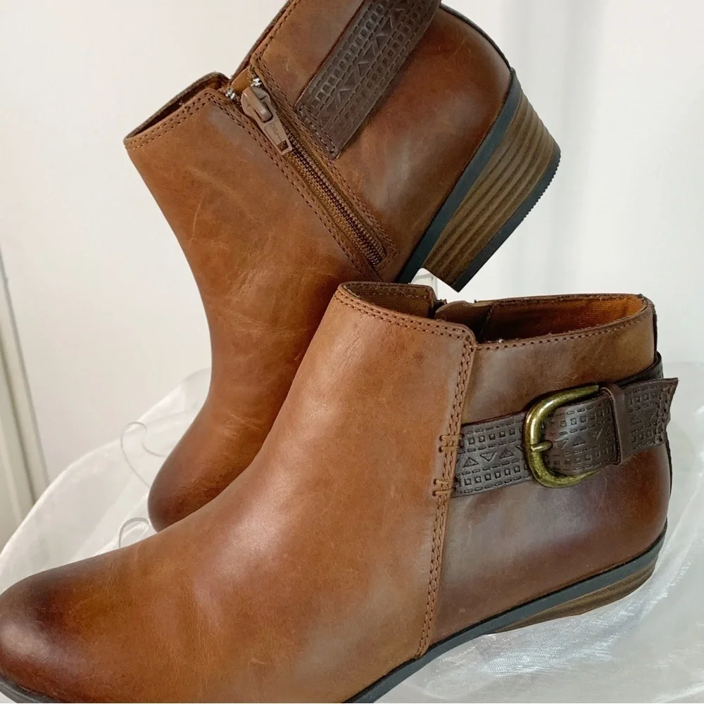 Clarks collection women