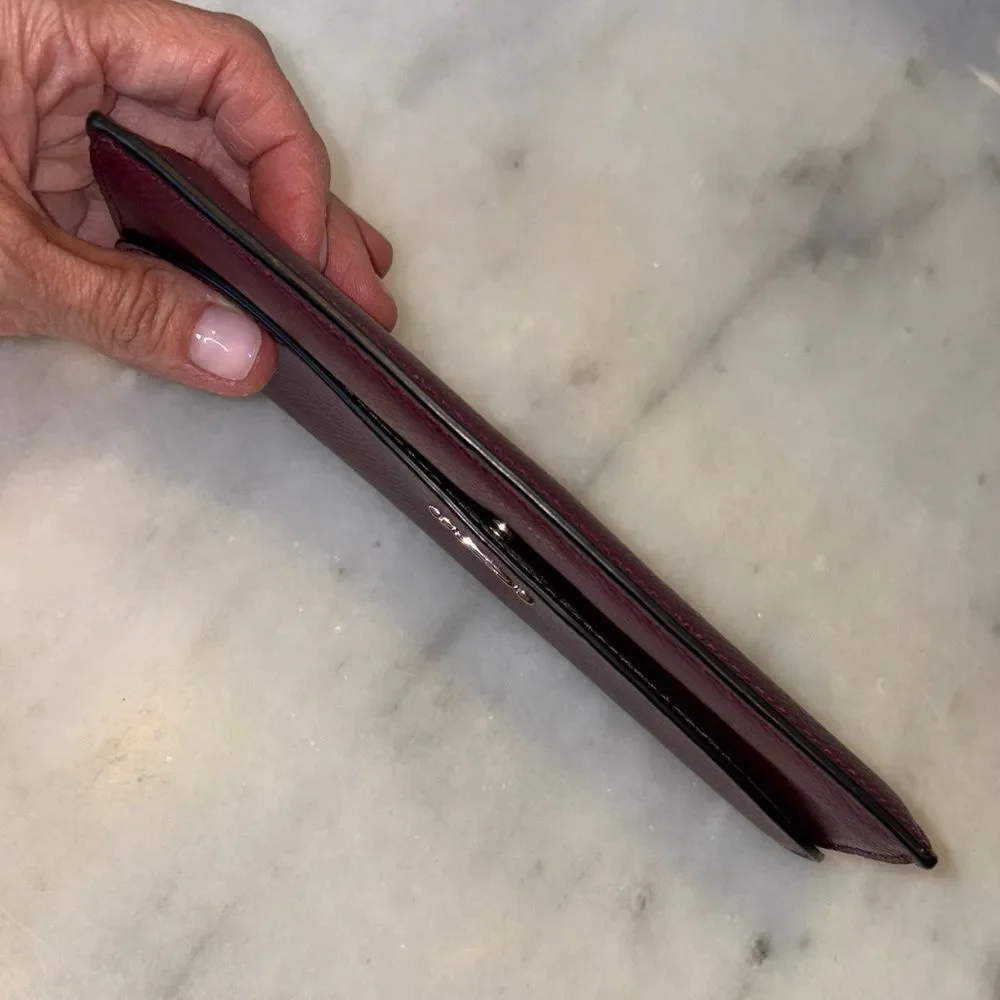 Coach Wallet Leather Cross Grained Full Sized Envelope Style Full Sized Wallet