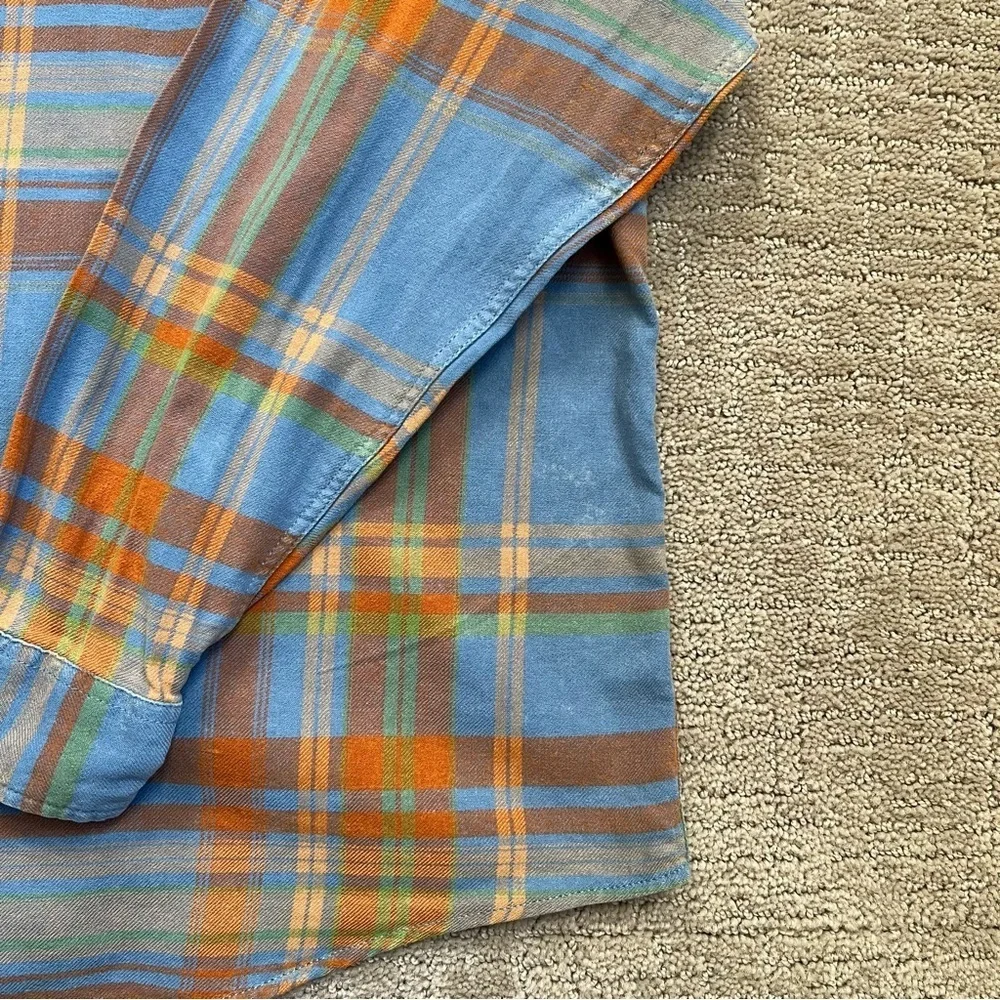 BDG men’s flannel