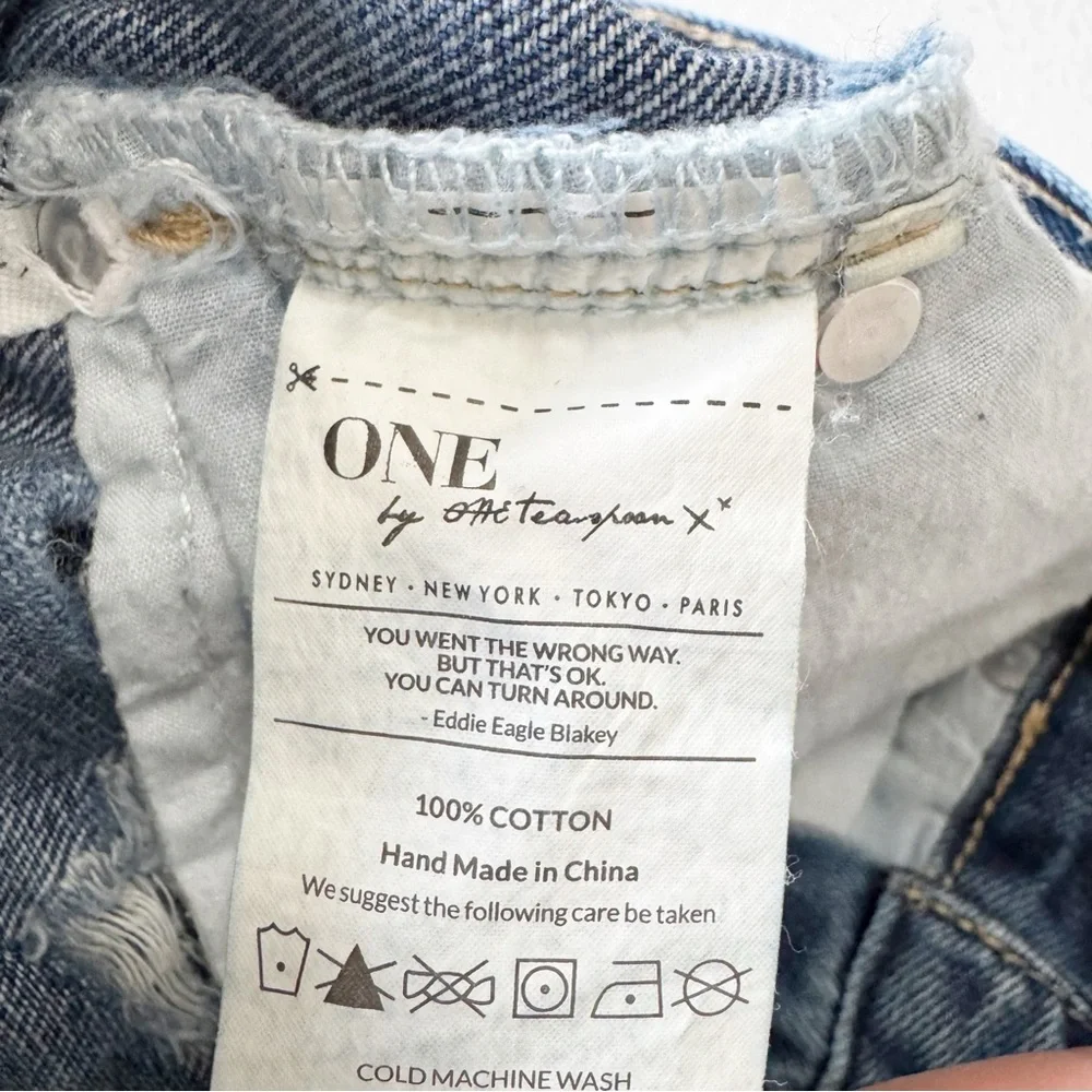 One Teaspoon Bandits Denim Shorts 26