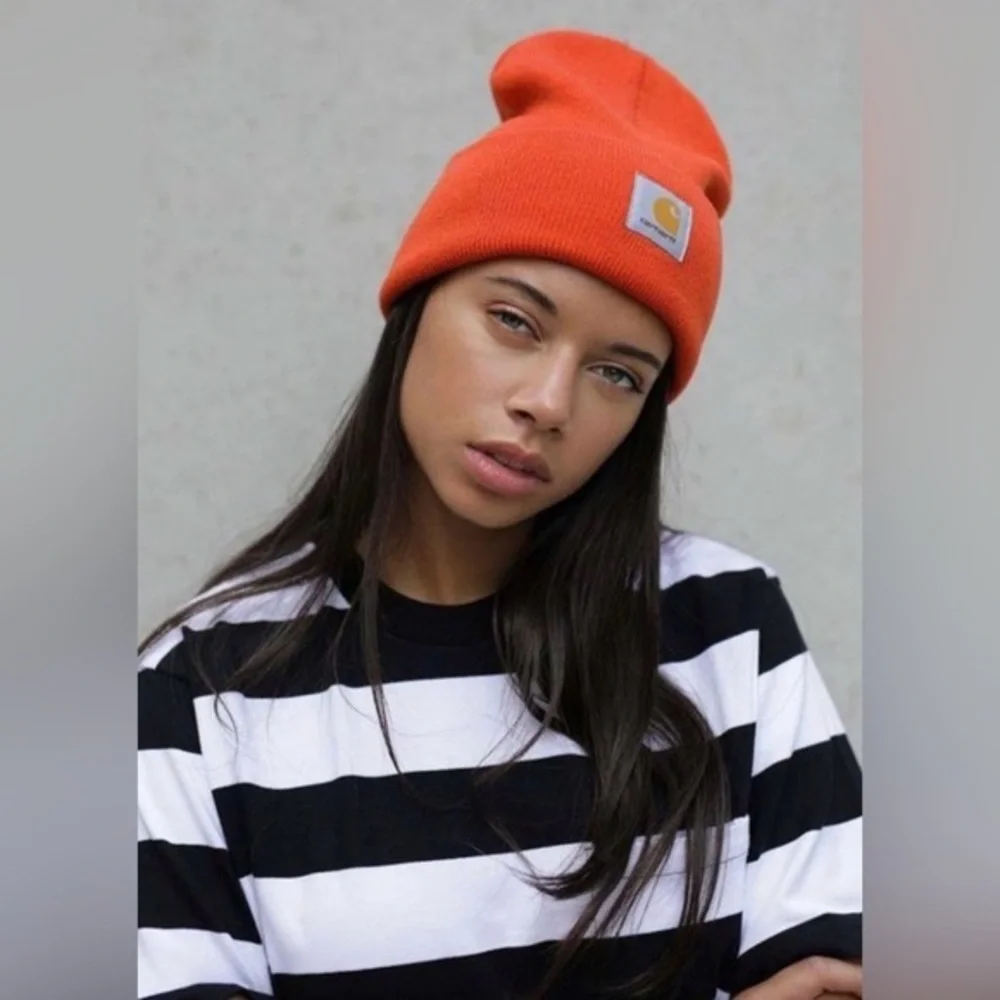 Carhartt 100% acrylic