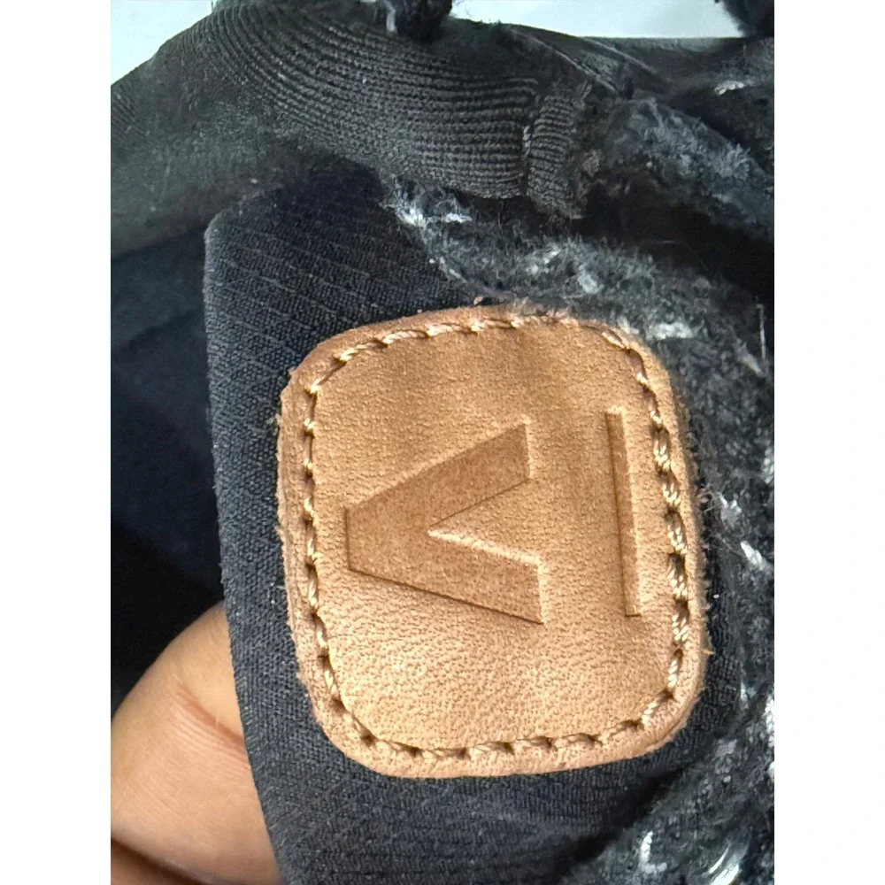 Aaliyah sapw0051 sneakers