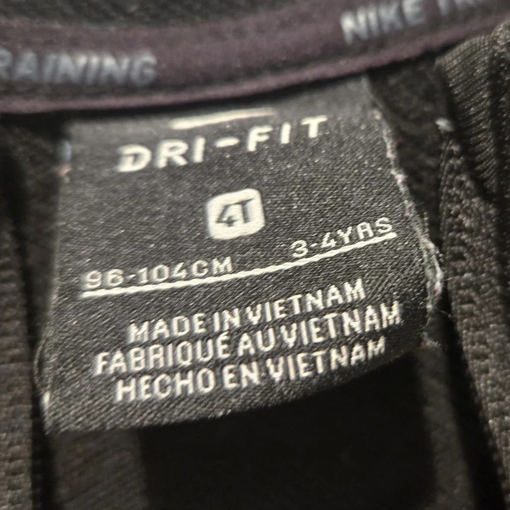 Nike size 4t