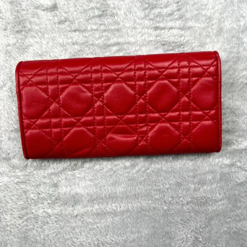 Dior christian lady