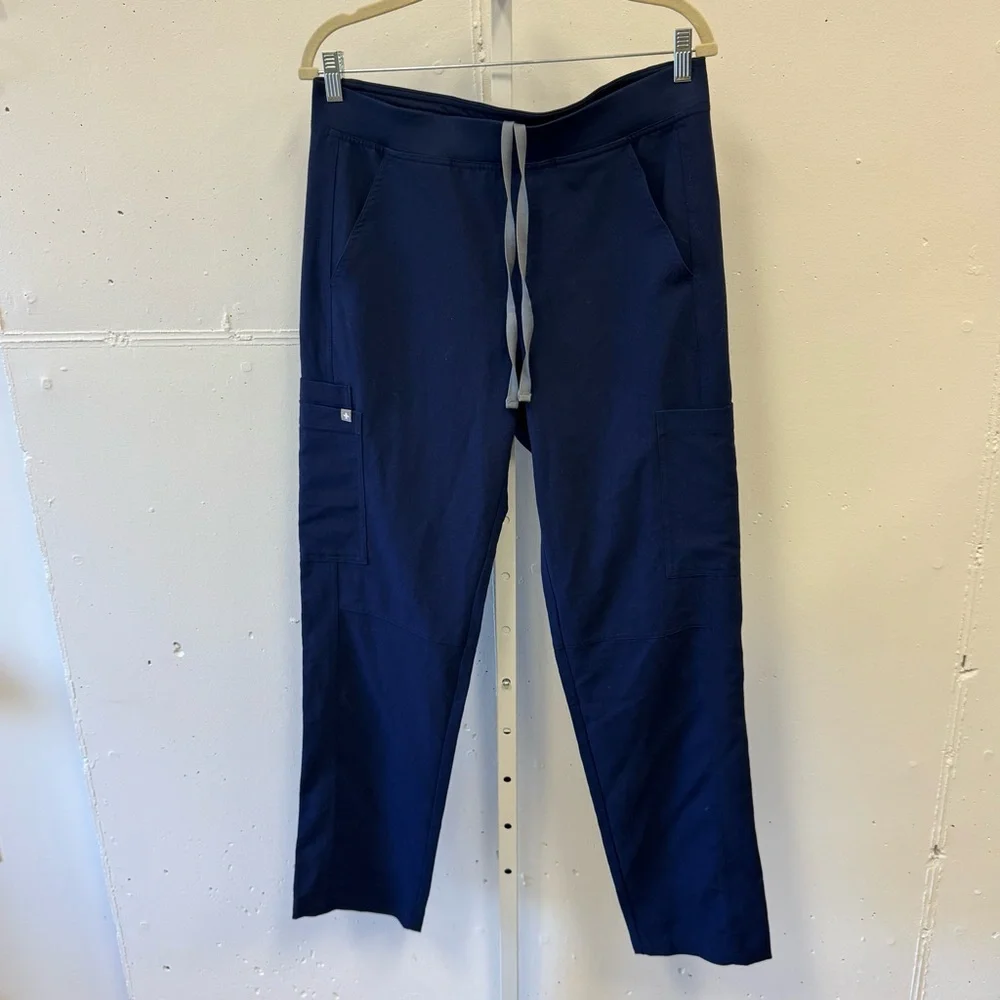 Figs men’s axim