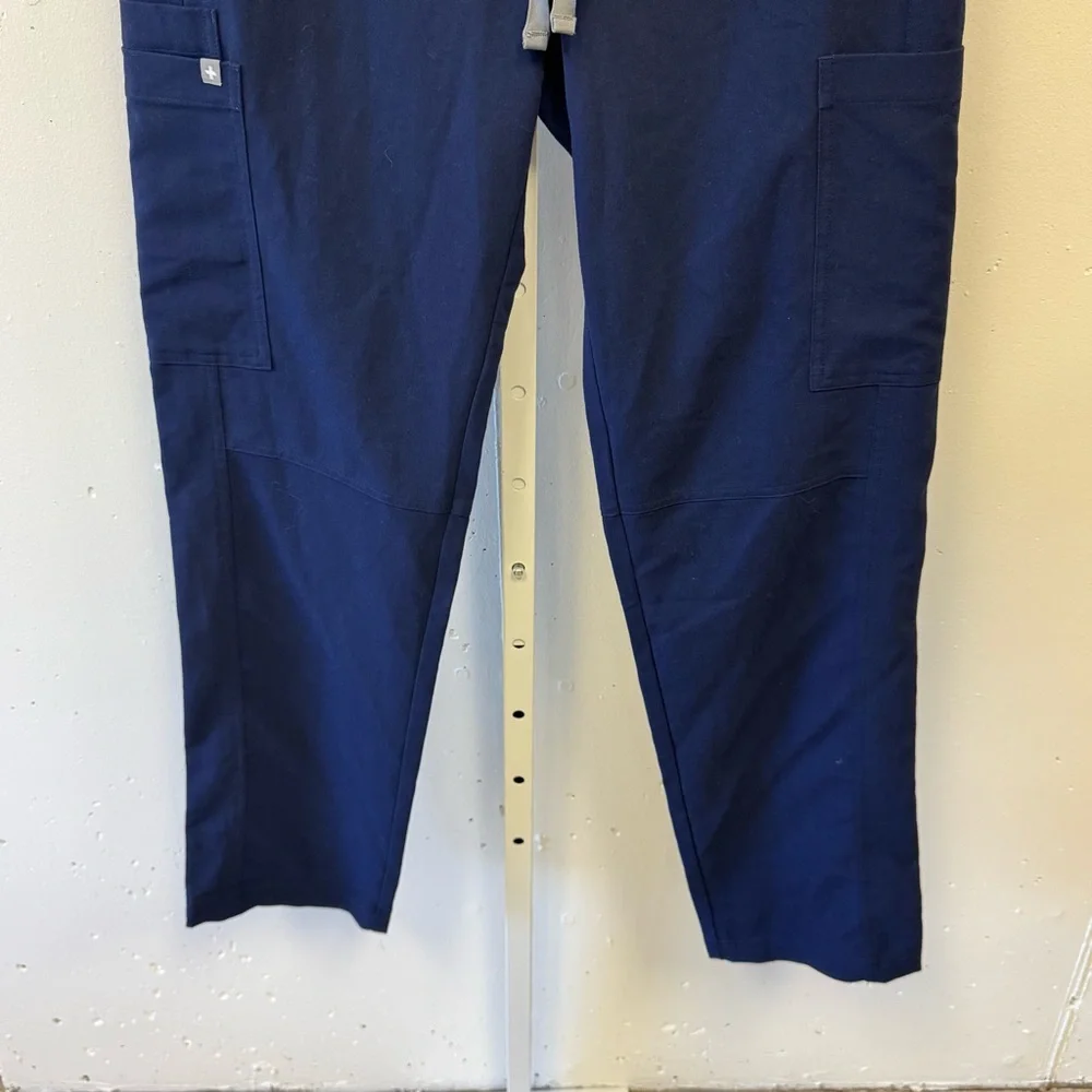 Figs men’s axim