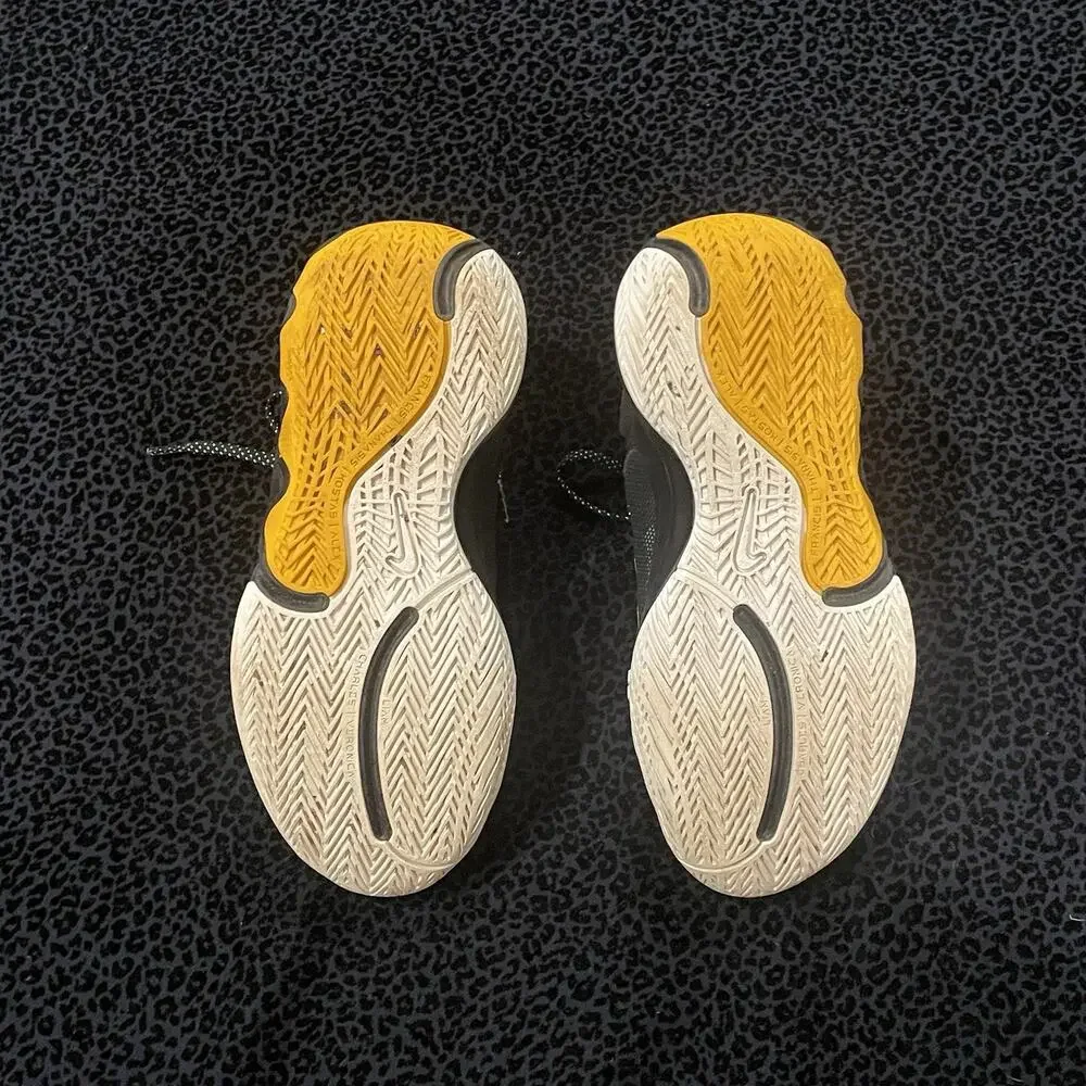 Nike giannis youth