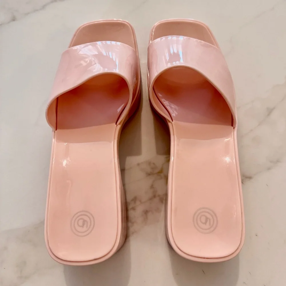 Urban Outfitters Baby Pink Size 9 Chunky Square Toe Jelly Platform Sandals UO