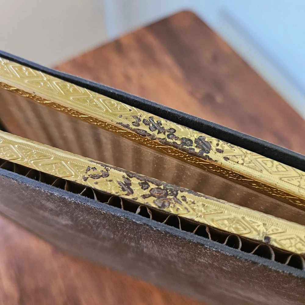 Vintage Gold Tone Ornate Embossed Double Folding Hinged Picture Frame Stand 7x5