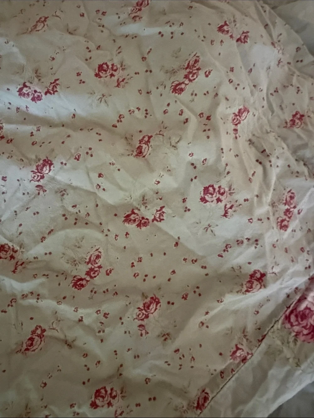 Shabby Chic Pink Rose Floral Comforter on Sage-Green