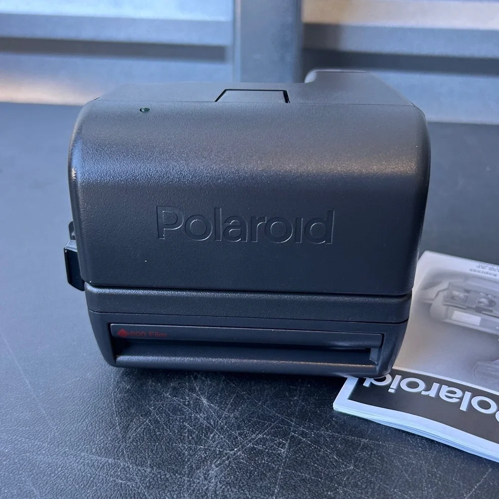 Polaroid 600 OneStep Camera Vintage Y2K Retro Tech Instant Film w Box Manual