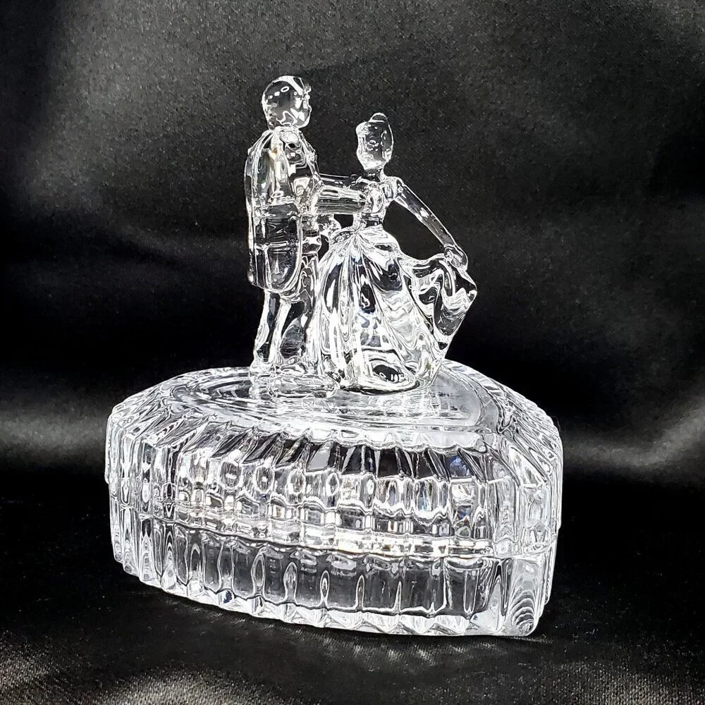 Disney Royal Treatment Cinderella & Prince Arribas Brothers Crystal Trinket Box