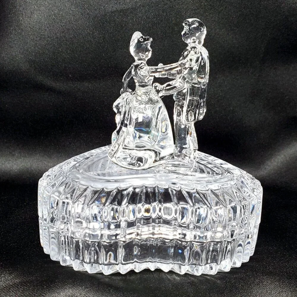 Disney Royal Treatment Cinderella & Prince Arribas Brothers Crystal Trinket Box