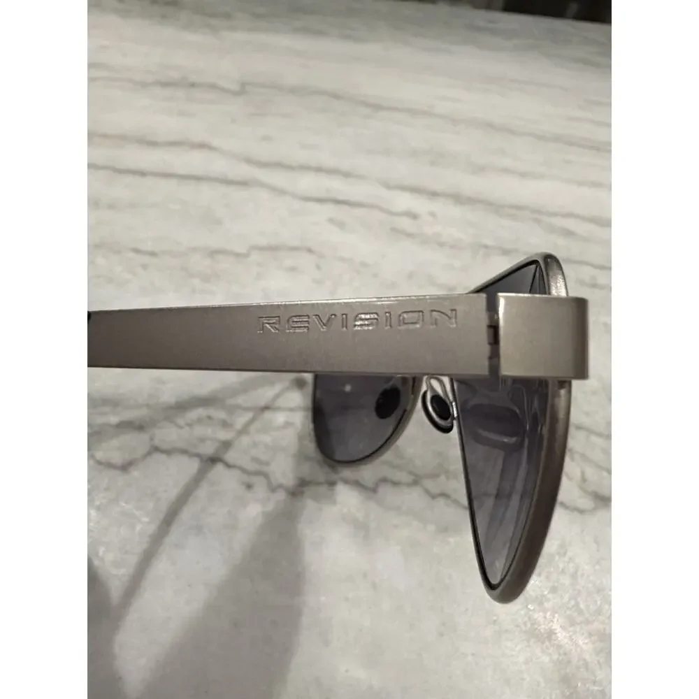 Revision alphawing discontinued