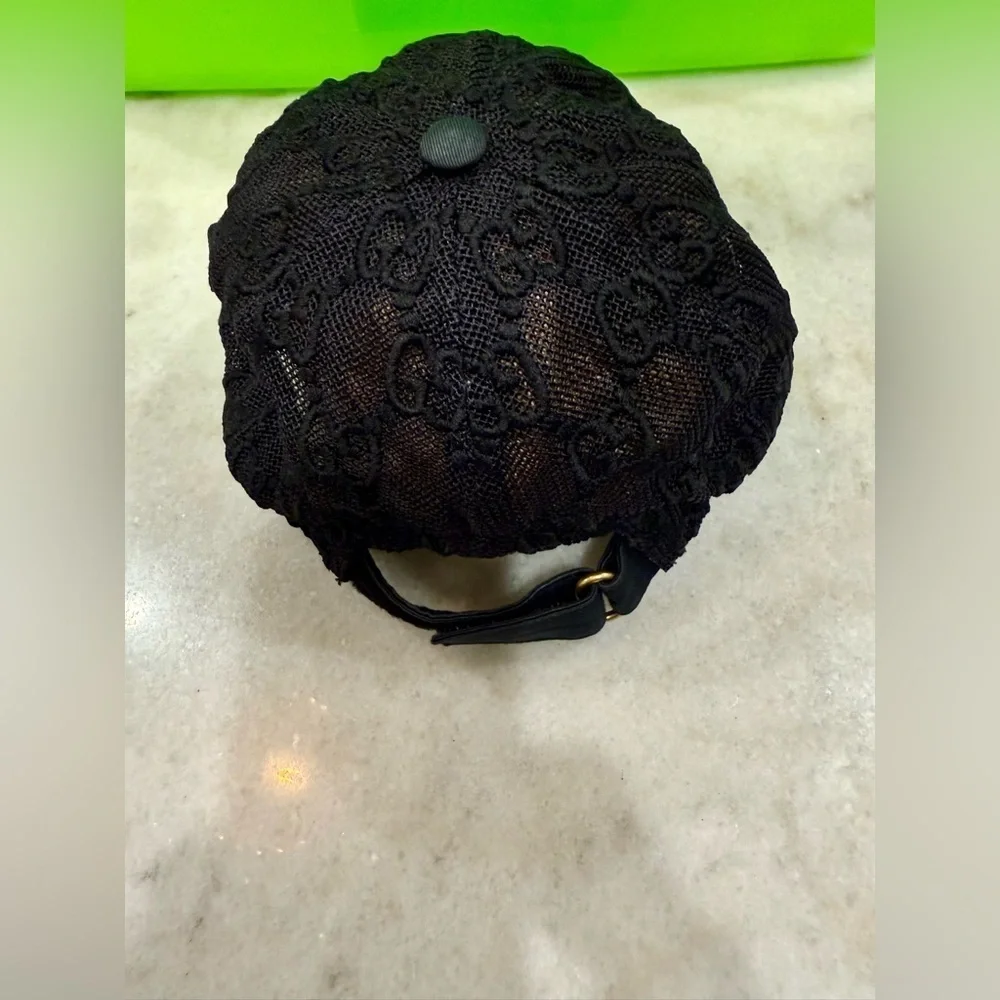 Gucci elegant black