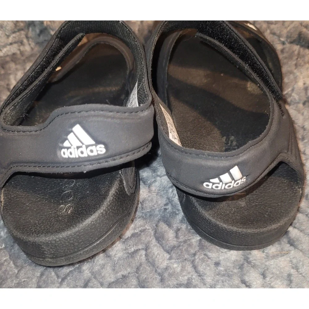 adidas kids black
