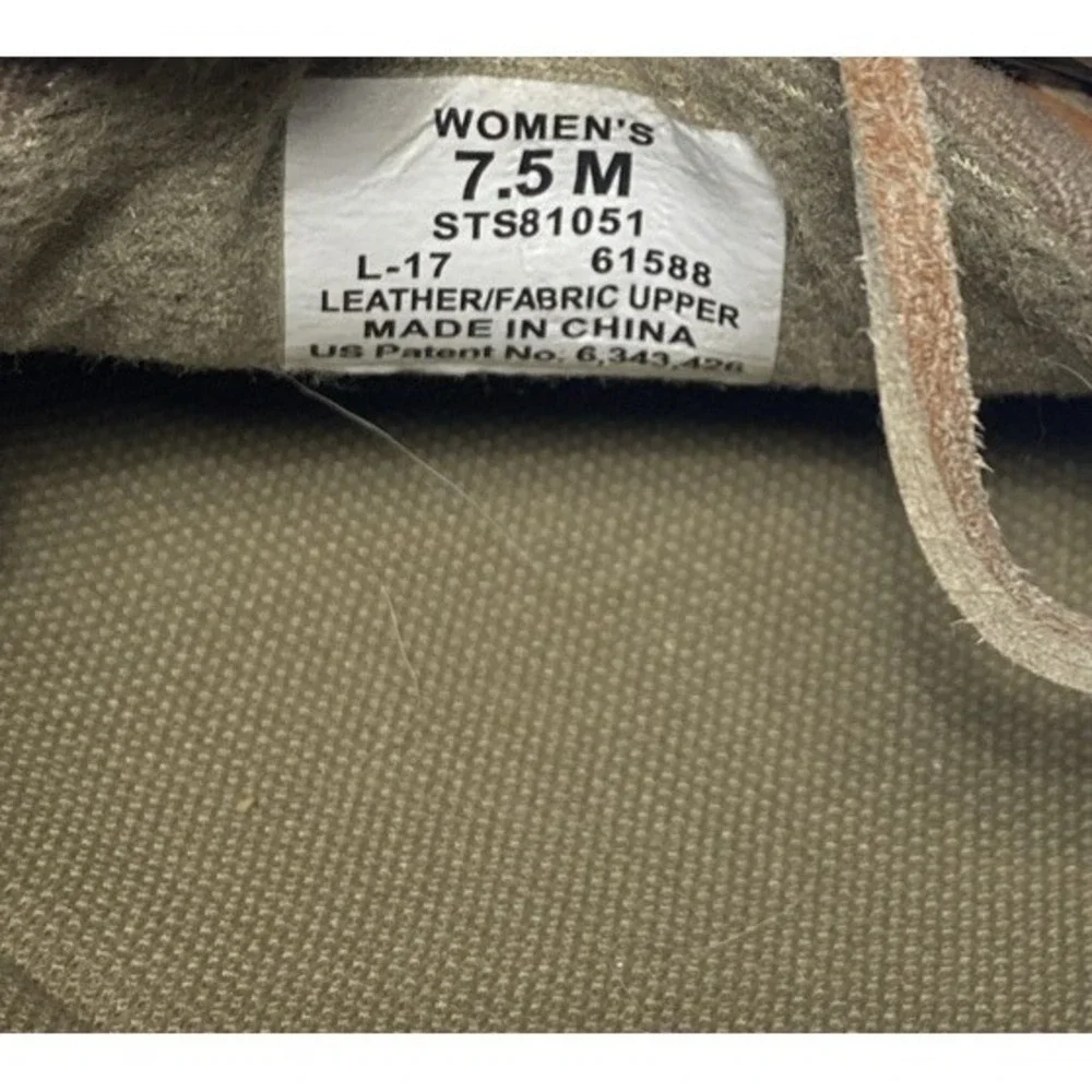 Sperry women top