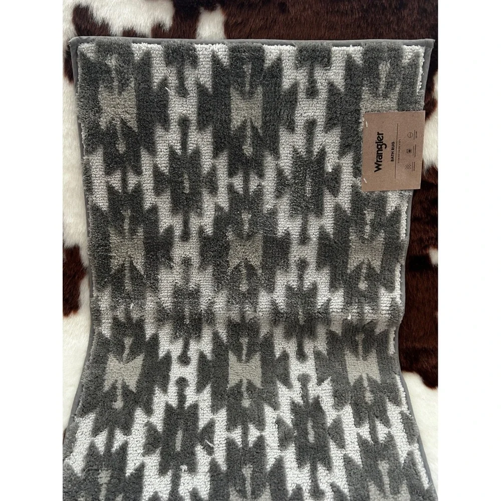 Wrangler Bath Rug Grey White Southwestern Geometric 20x32 Skid‎ Resistant New
