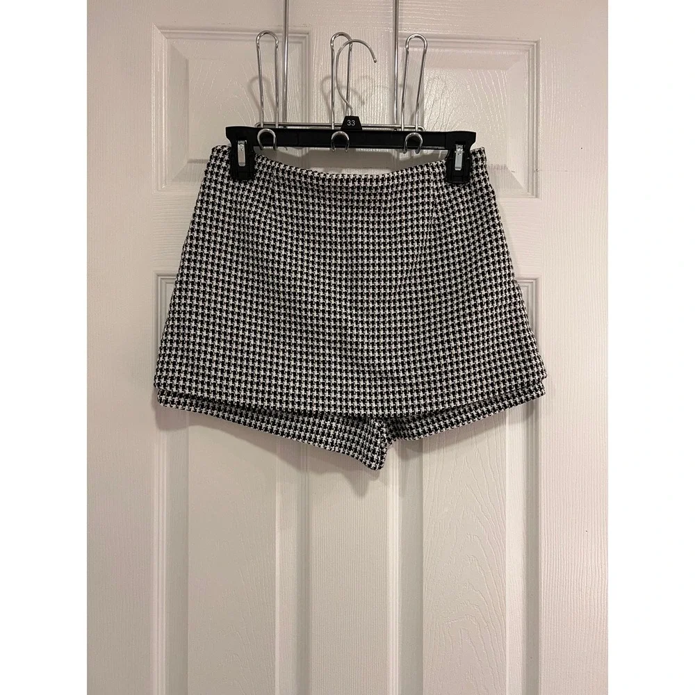 Zara houndstooth skort