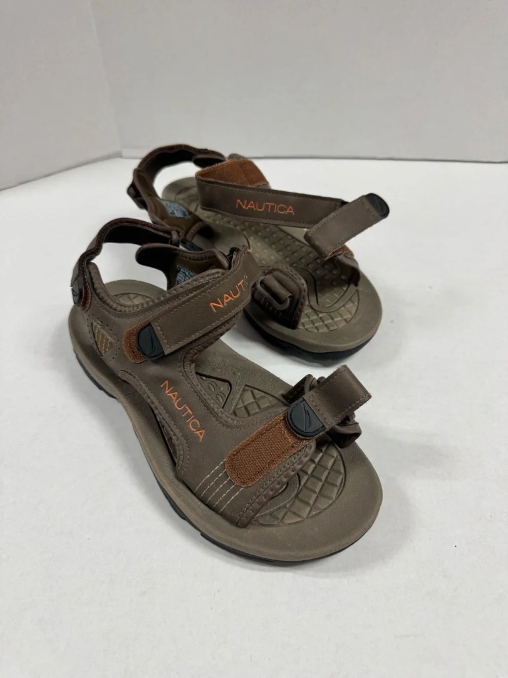 Nautica seneca athletic