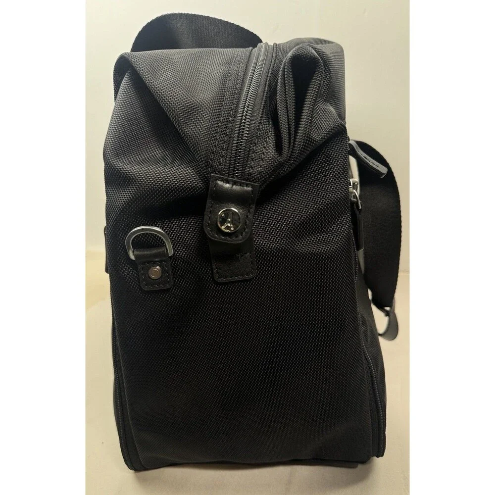 Travelpro this duffel