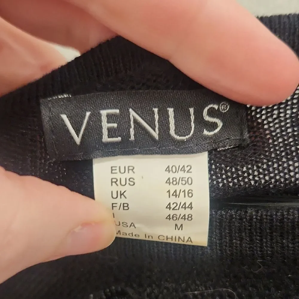 VENUS stylish black