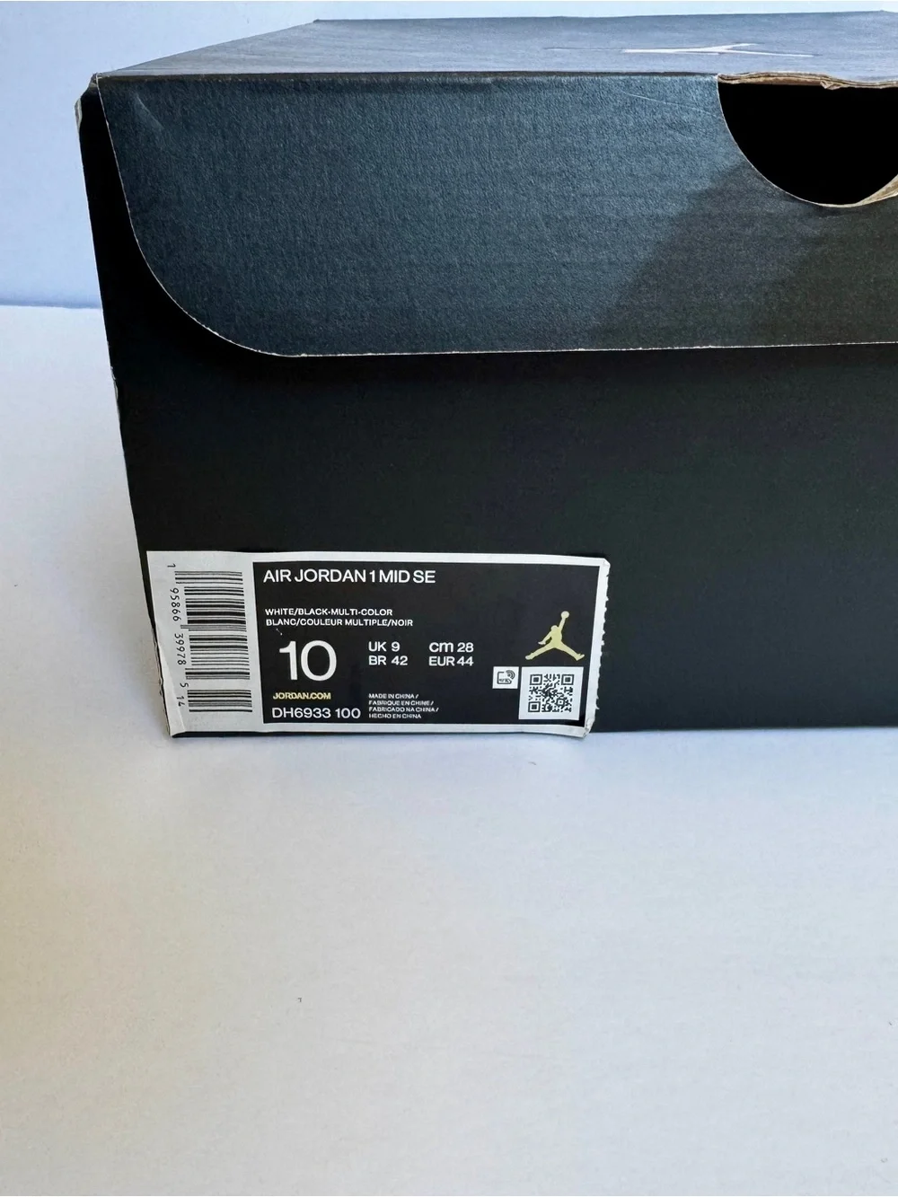 *NWT* Jordan Air Jordan 1 Mid SE - Black/White men’s 10