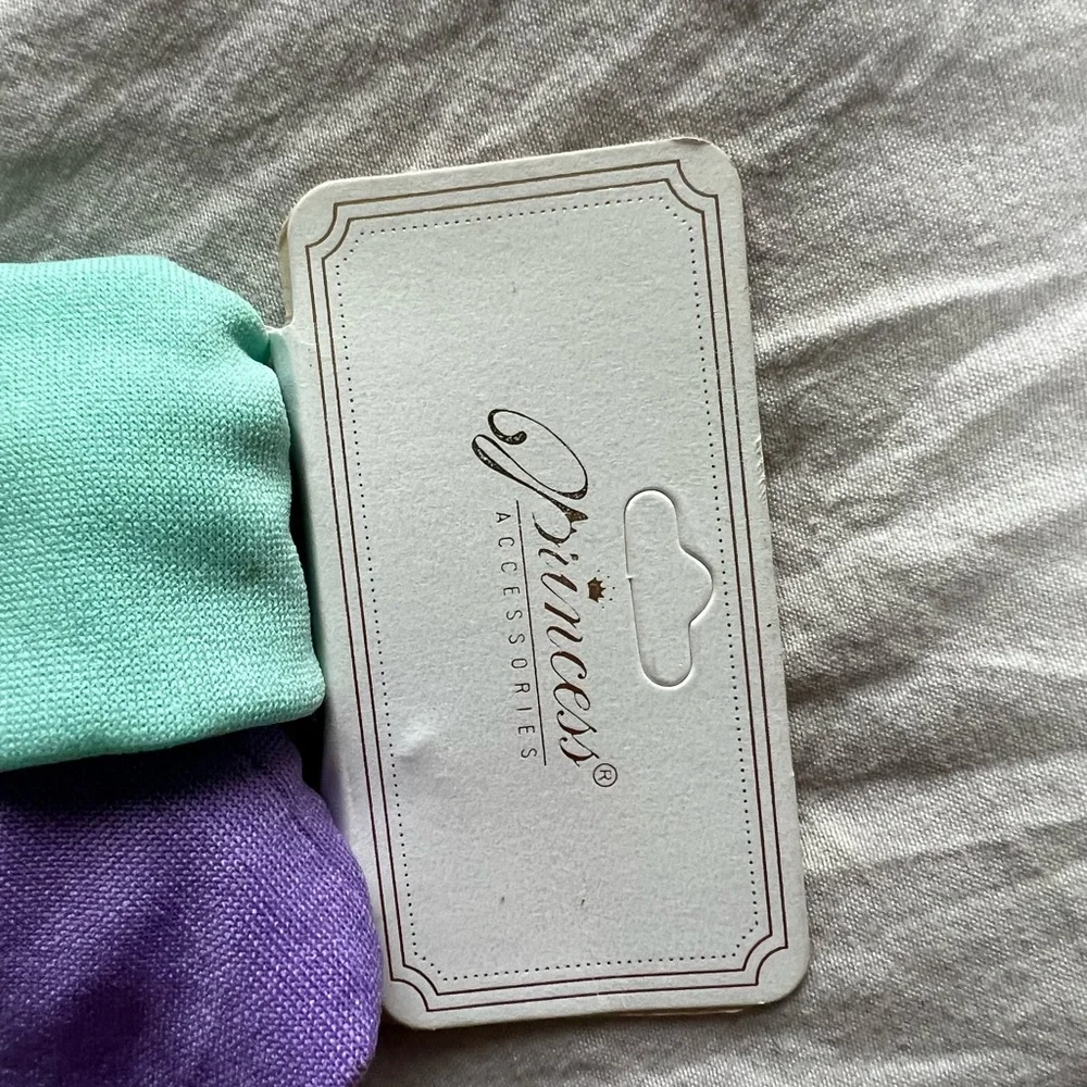 N/A pair socks