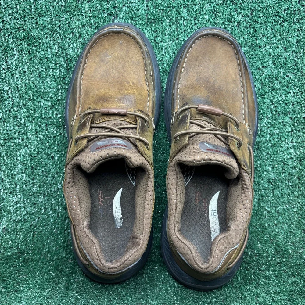 Skechers item you