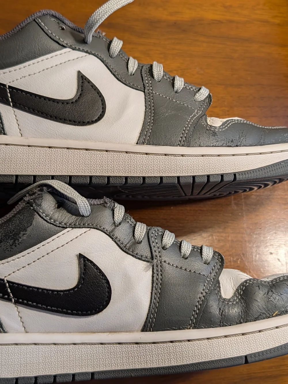 Nike Air Jordan 1 Low Retro Shoes Men Size 10 White Black Iron Gray 553558-152