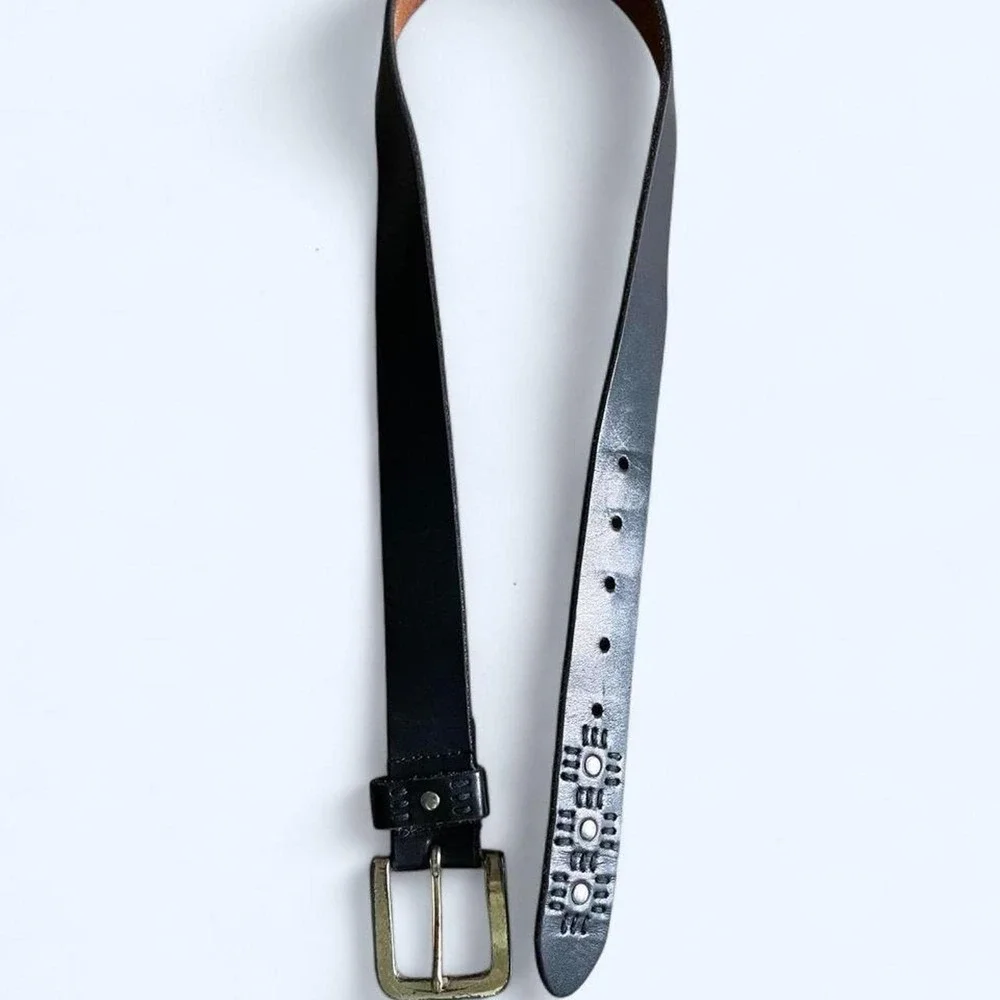 N/A black leather