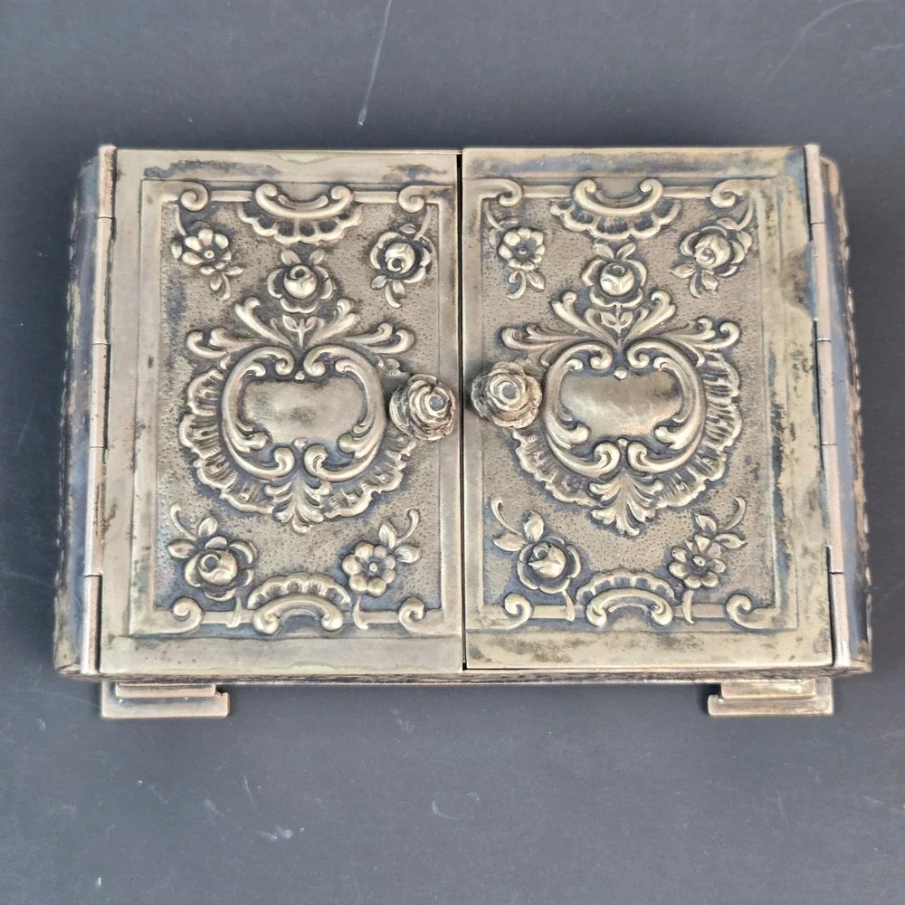 Antique German 800 Silver Double Door Box Art Nouveau Floral Repousse Case