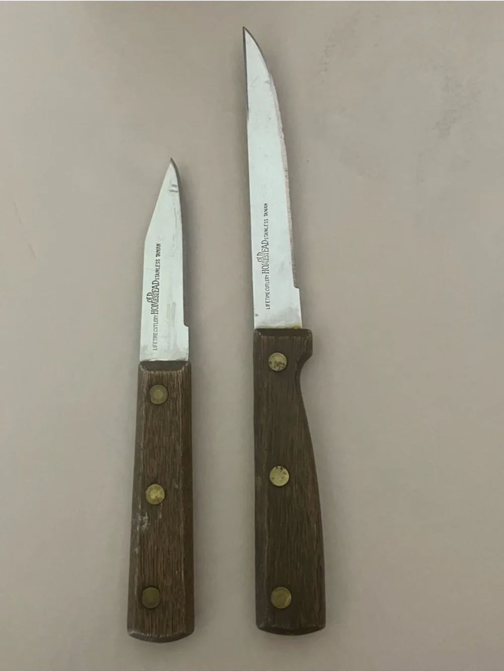 Vintage Old‎ Homestead 12 Piece Knife & Block Set Lifetime Cutlery