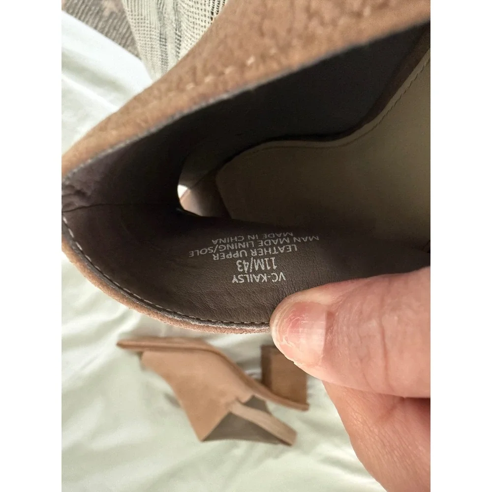 Vince Camuto vince camuto